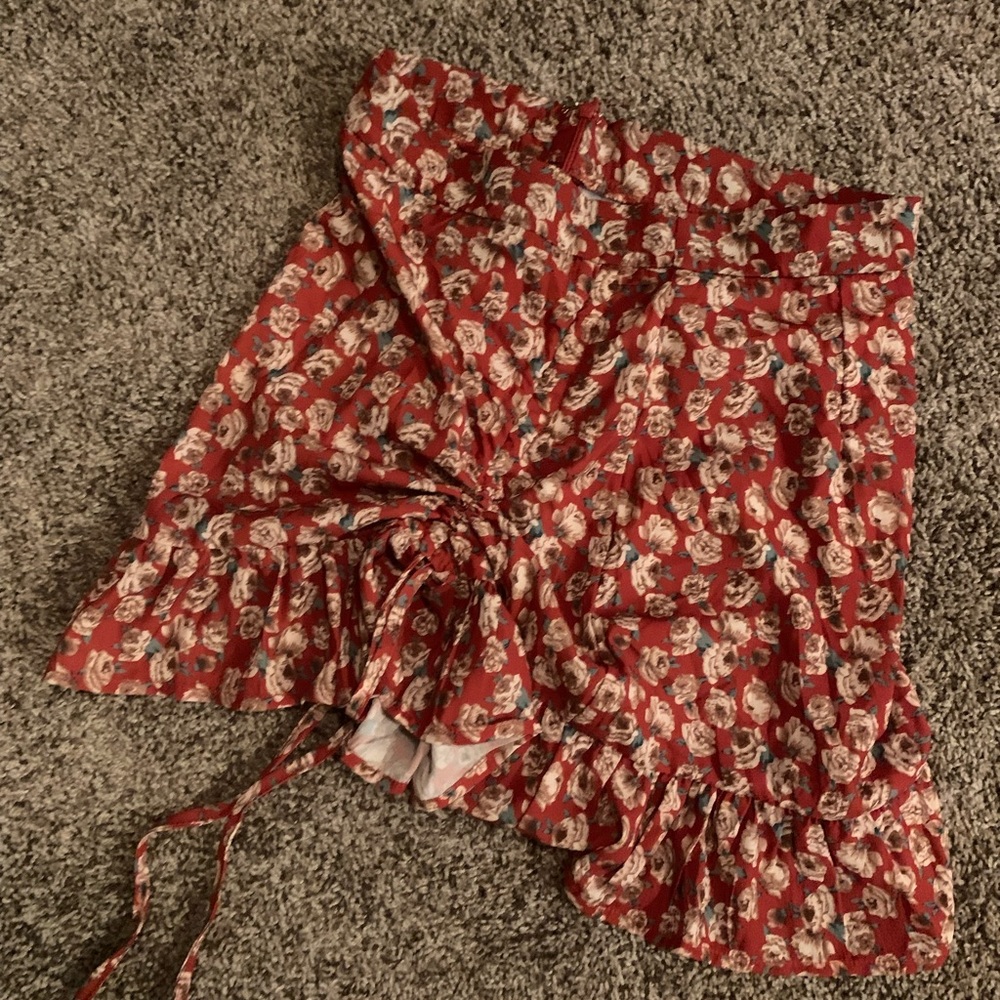 Floral scrunch skirt